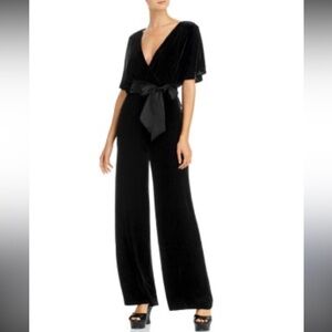 Alice + Olivia Breanna Women's Black Velvet Jumpsuit 10 $550